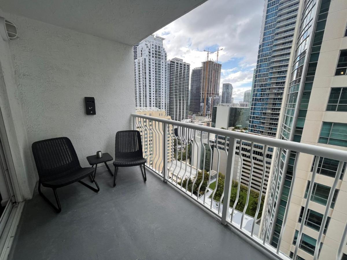 Studios In Brickell With Pool, Gym, Free Parking And Game Room Маями Екстериор снимка