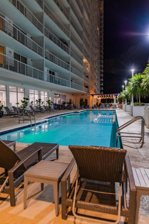 Studios In Brickell With Pool, Gym, Free Parking And Game Room Маями Екстериор снимка