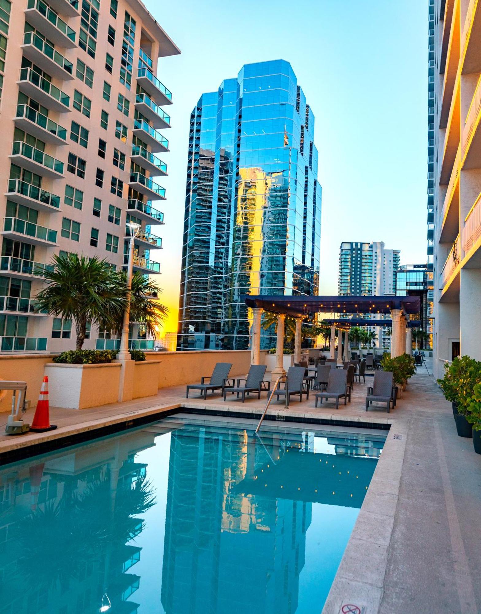 Studios In Brickell With Pool, Gym, Free Parking And Game Room Маями Екстериор снимка