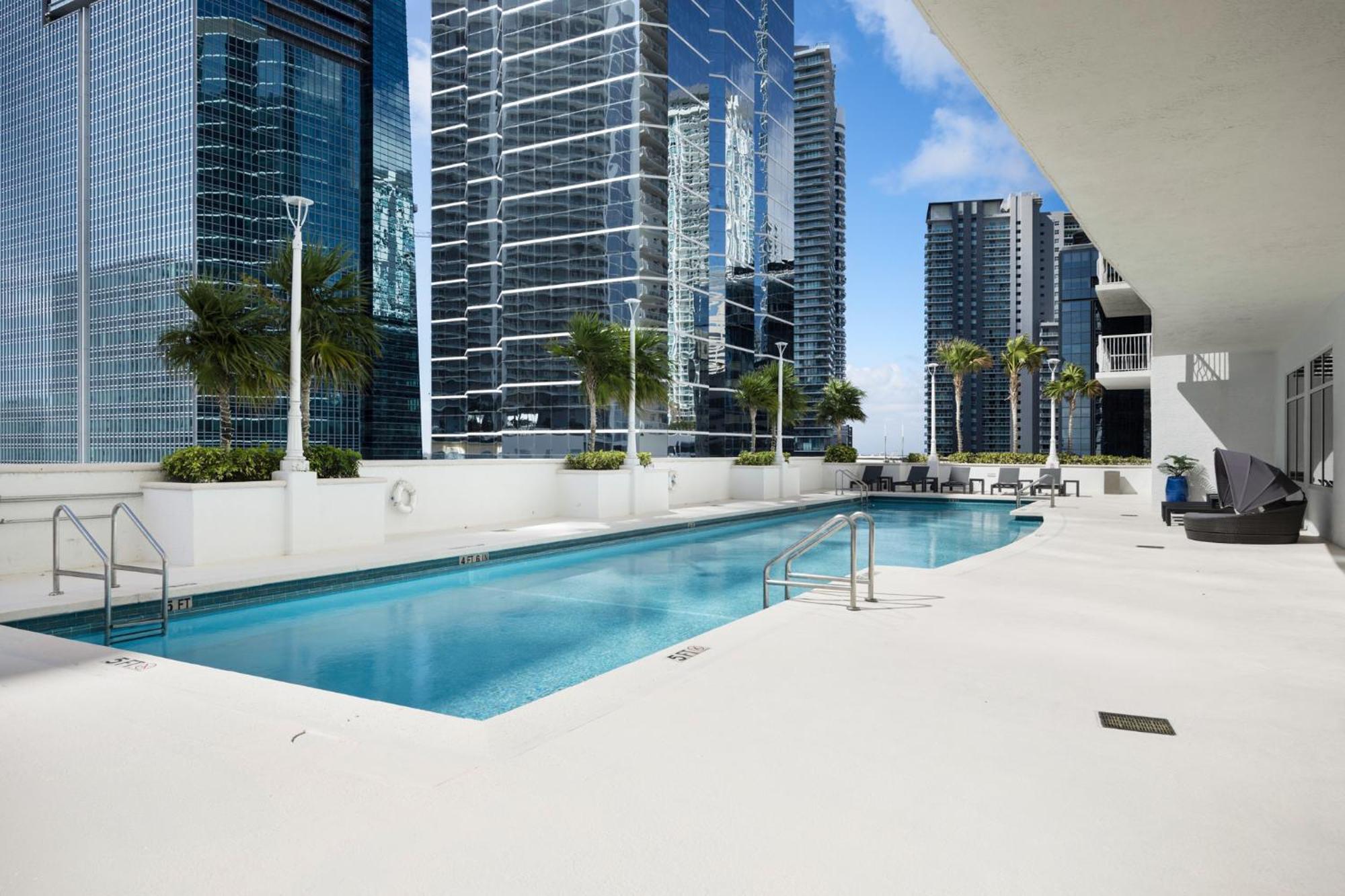 Studios In Brickell With Pool, Gym, Free Parking And Game Room Маями Екстериор снимка